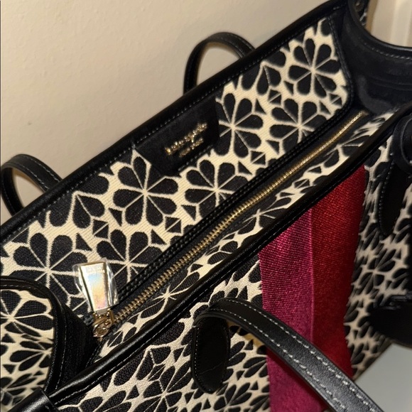 NWOT Kate Spade Flower Jacquard Stripe Market Medium Tote Bag - Picture 9 of 10